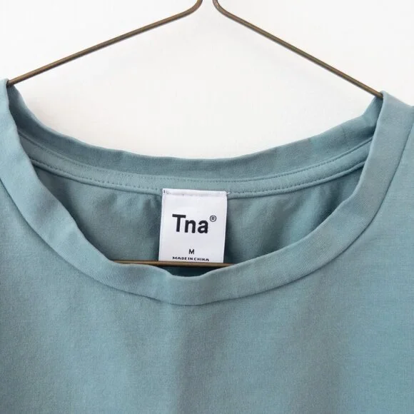 Aritzia TNA Ortiz T-shirt in Teal, Size Medium - Picture 8 of 11